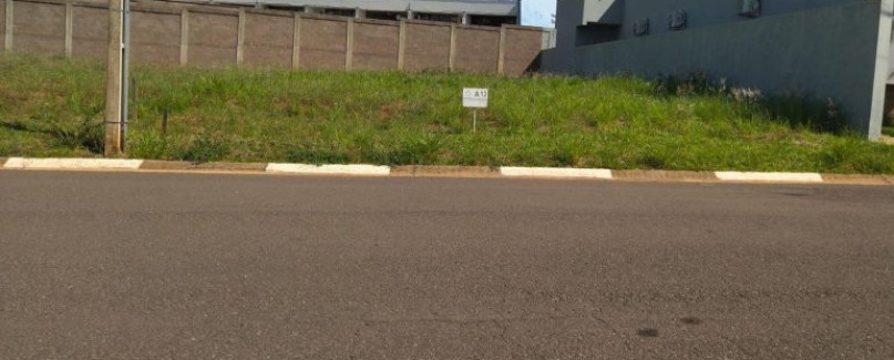 Últimos terrenos no Petrona Garden