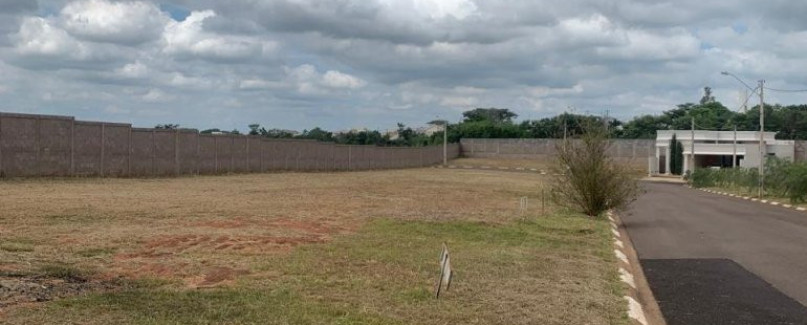 Últimos terrenos no Petrona Garden